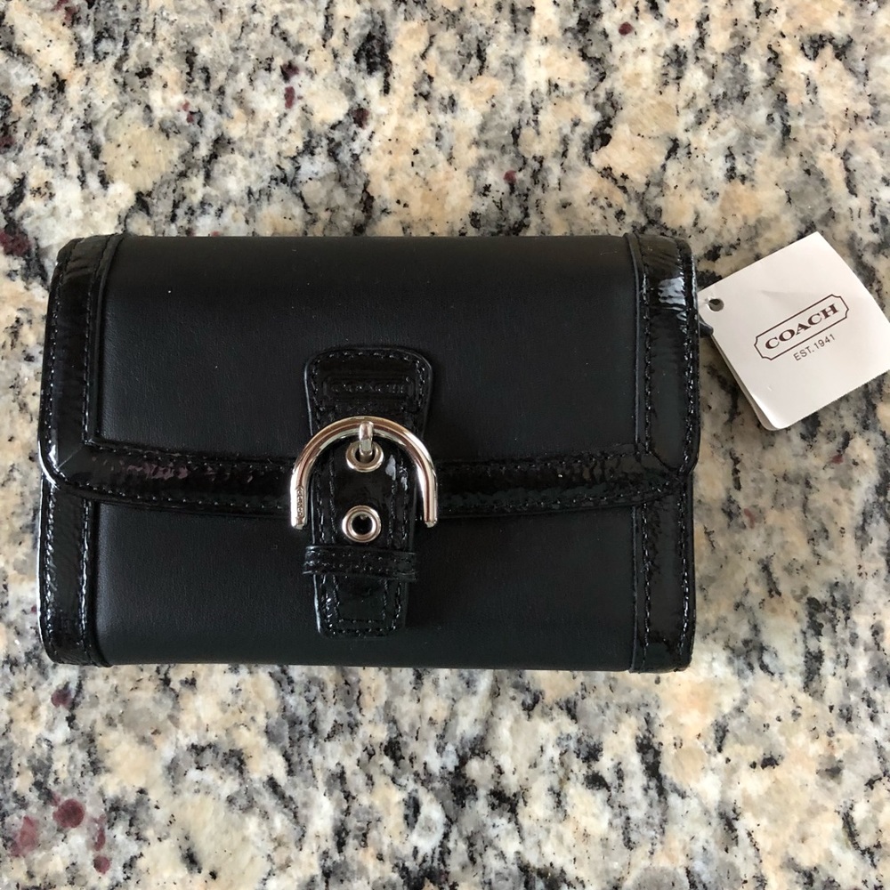 COACH LADIES WALLET  Black w/change purse